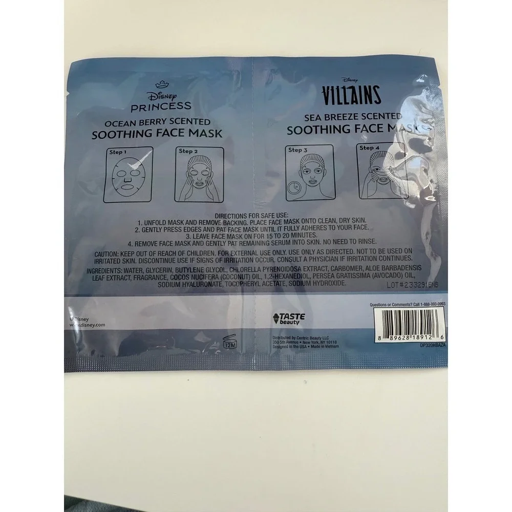 Disney Villains Ursula Makeup Brush Set‎ 7pc Face Masks and Enamel Pin Bundle